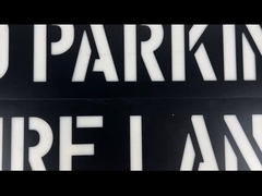 ลายฉลุตัวอักษรพลาสติก PVC จราจร สำหรับที่สาธารณะ สีดำ